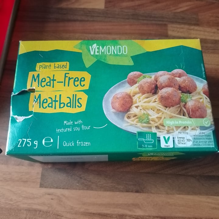 photo of Vemondo meat free meatballs shared by @lucylou77 on  28 Apr 2024 - review