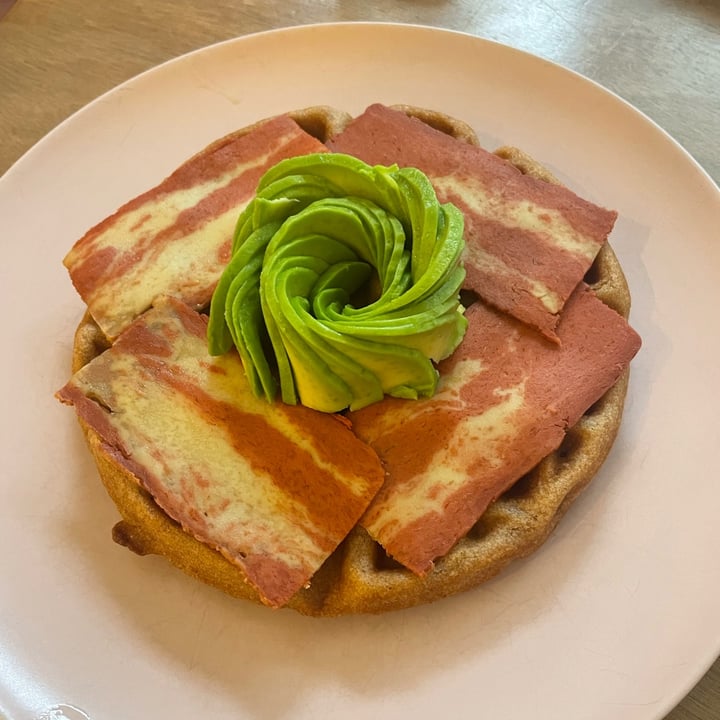 photo of Brunchroom vegan waffles shared by @carment03 on  07 Dec 2024 - review