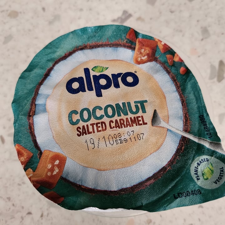 photo of Alpro Yogurt Coconut Salted Caramel shared by @mayagiglio on  14 Sep 2023 - review