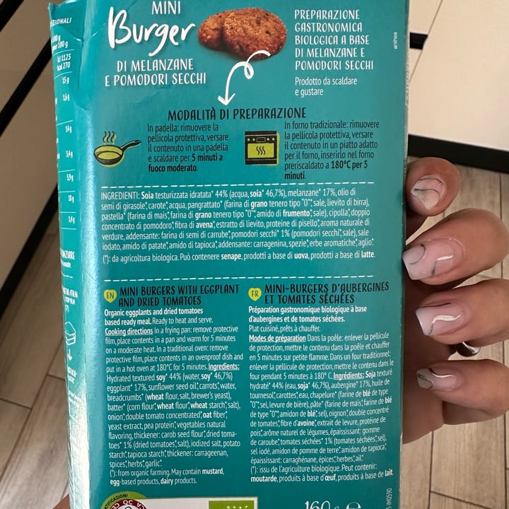 photo of Liveg Liveg Mini Burger di melanzane e pomodori secchi shared by @marisolmarch on  26 May 2025 - review