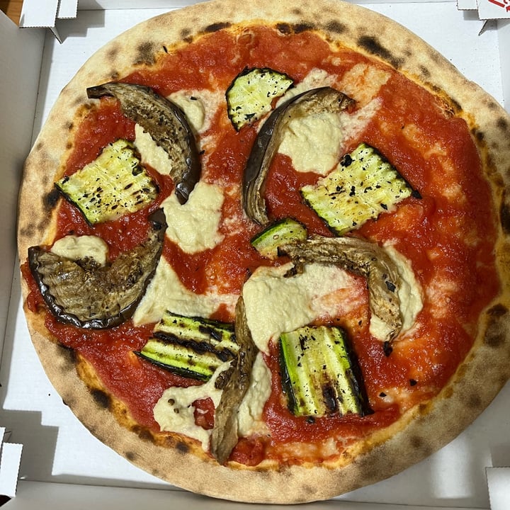 photo of Gabry Pizza Pizza fantasia vegan shared by @sardinianveganwitch on  02 Feb 2024 - review