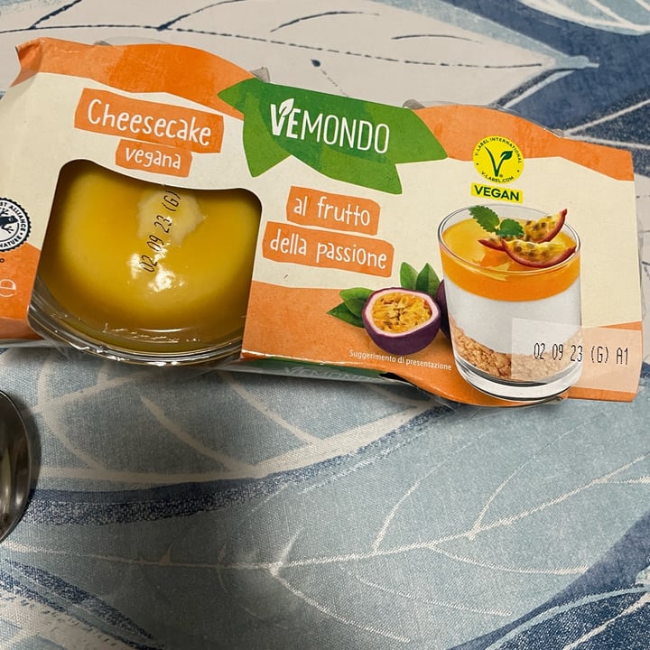 photo of Vemondo Cheesecake Al Frutto Della Passione shared by @alicewithcats on  23 Nov 2023 - review