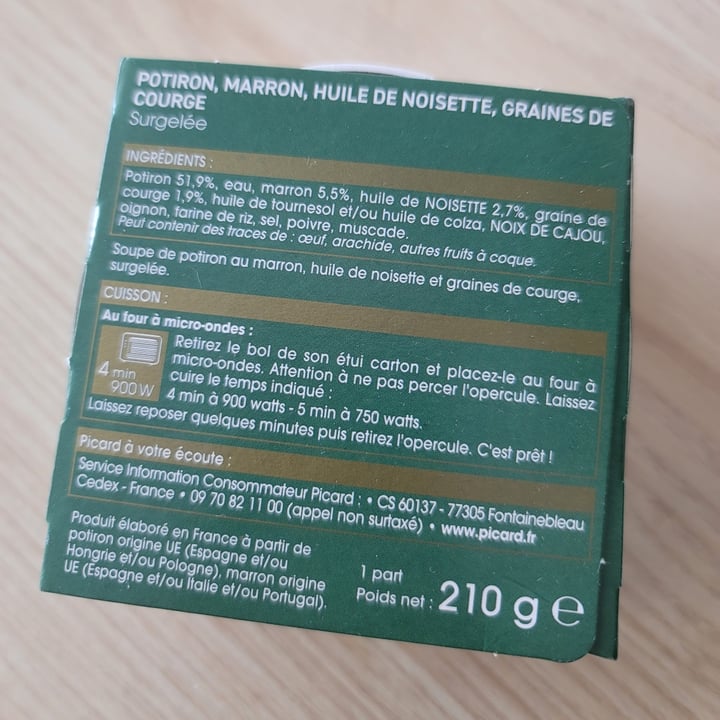 photo of Picard soupe de potiron au marron, huile de noisette et graines de courge shared by @charlottecobblepot on  29 Nov 2024 - review