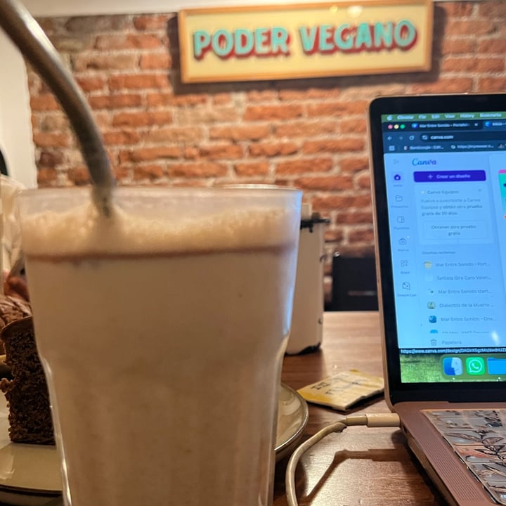 photo of Café Vegetal Latte Notella shared by @jomaloto on  04 May 2025 - review