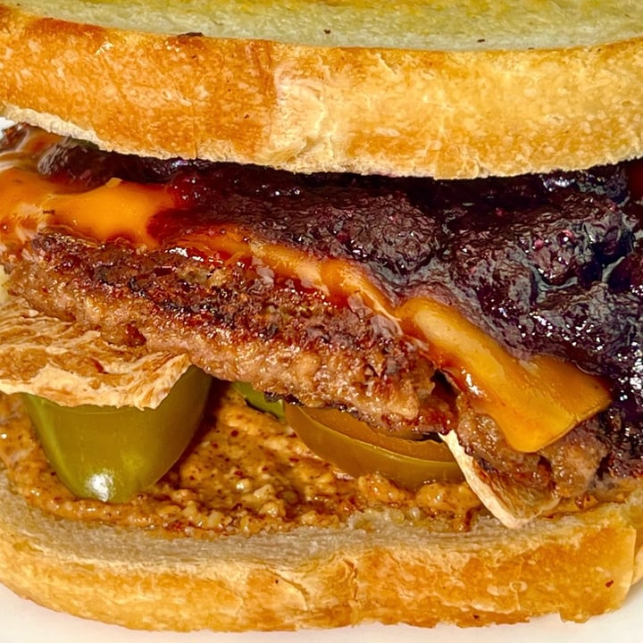 photo of GNARLYS The Hunky Tony (Vegan Dining Month Special) shared by @pdxveg on  06 Jan 2024 - review