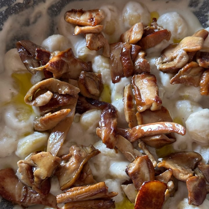 photo of Esselunga Top funghi porcini a fette shared by @soniamartini on  28 Sep 2025 - review