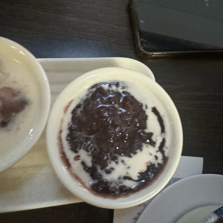 photo of Local Food - Yat Ka Yan Dessert Pulot Hitam (Black Glutinous Rice With Coconut Milk) shared by @csquaree on  18 Nov 2024 - review