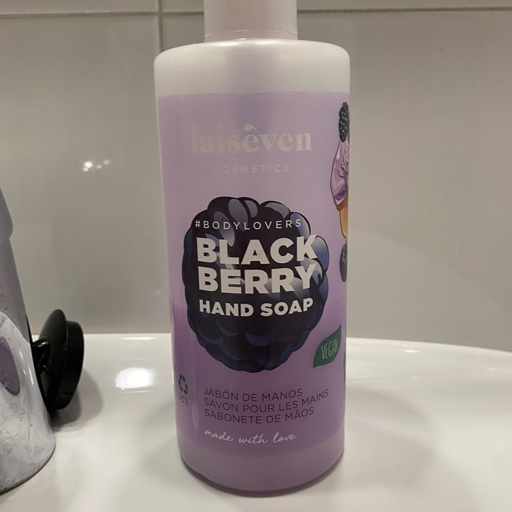 photo of Laiseven Blackberry Hand Soap shared by @vegan_turia on  23 Jun 2025 - review