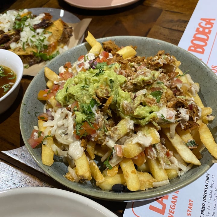 photo of La Bodega Taqueria loaded fries shared by @luismiguelandrew on  23 Jun 2024 - review