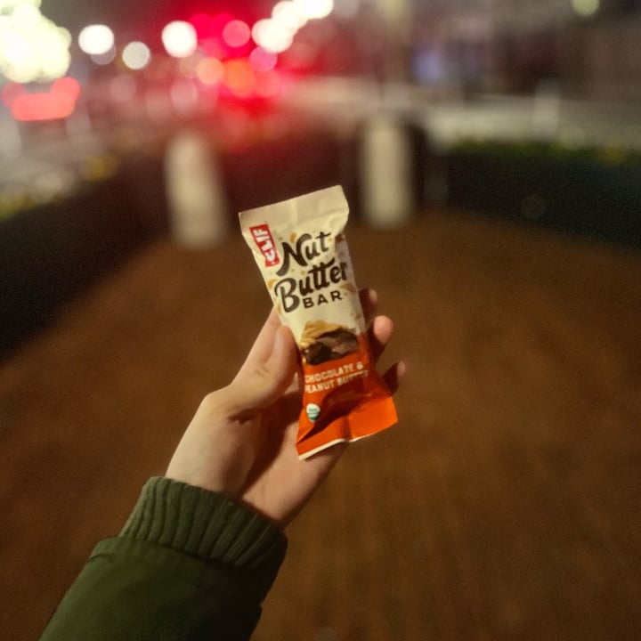 photo of Clif Bar Chocolate and Peanut Butter Bar shared by @oliviawzg on  17 Apr 2024 - review