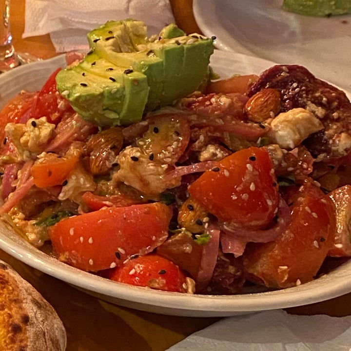 photo of Gina pizzeria - Restaurante Ensalada shared by @victorialopez on  07 Jul 2024 - review