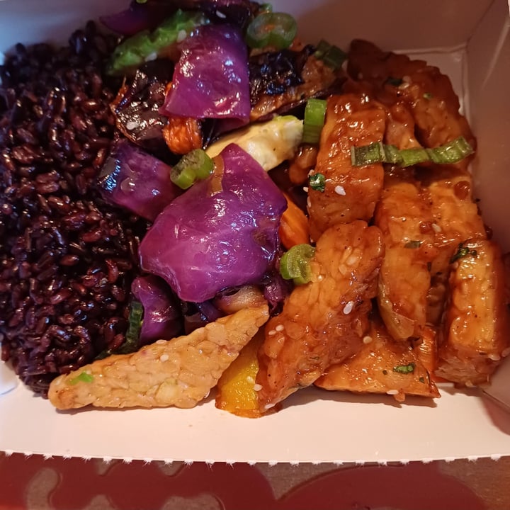 photo of Rosebymary Piatto Equilibrato con Tempeh in agrodolce shared by @miocillo0 on  08 Oct 2025 - review
