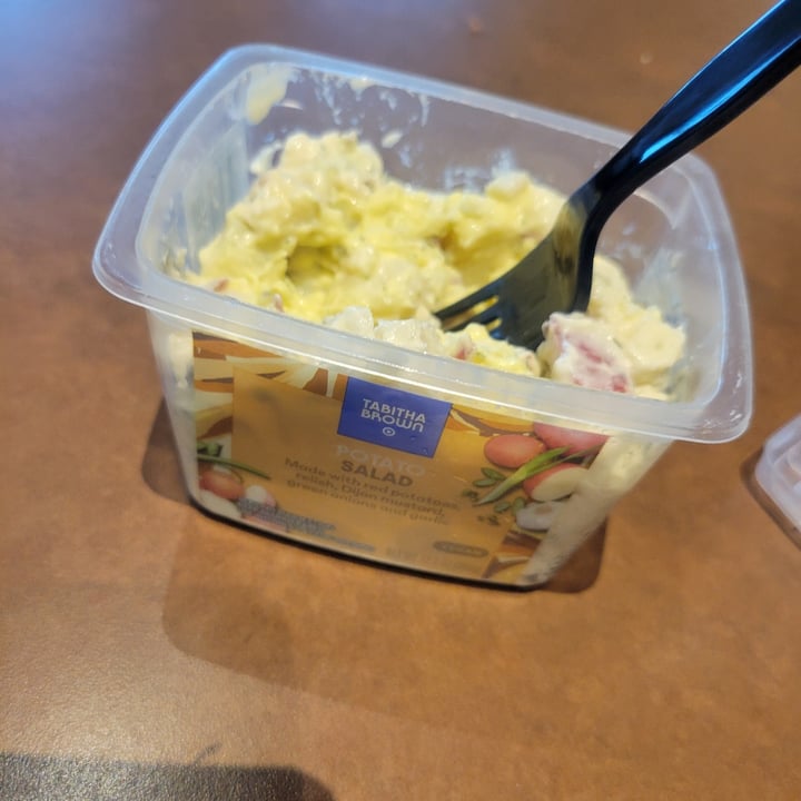 photo of Tabitha Brown Vegan Potato Salad shared by @airybubz on  21 May 2024 - review