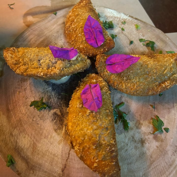 photo of Ọkàn Acarajé & Co carne louca vegana shared by @juliastepanenko on  27 Sep 2025 - review