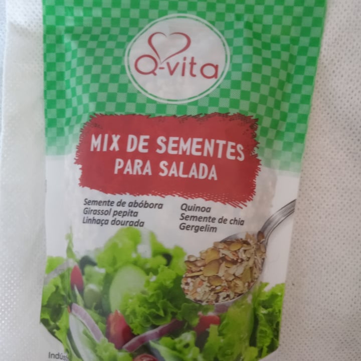 photo of Q-vita Mix de sementes para saladas shared by @karemandrade on  09 Mar 2024 - review