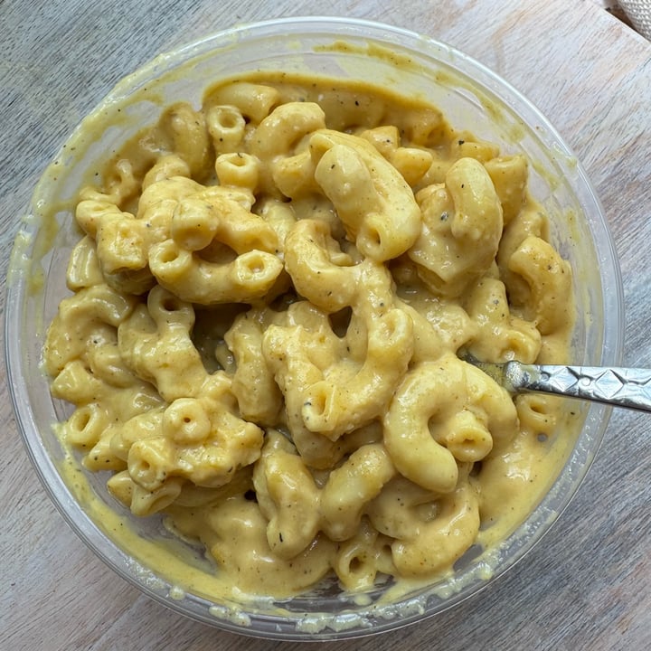photo of Veg’d Out Mac N Cheeze shared by @veganfoodcrazy on  02 Sep 2025 - review