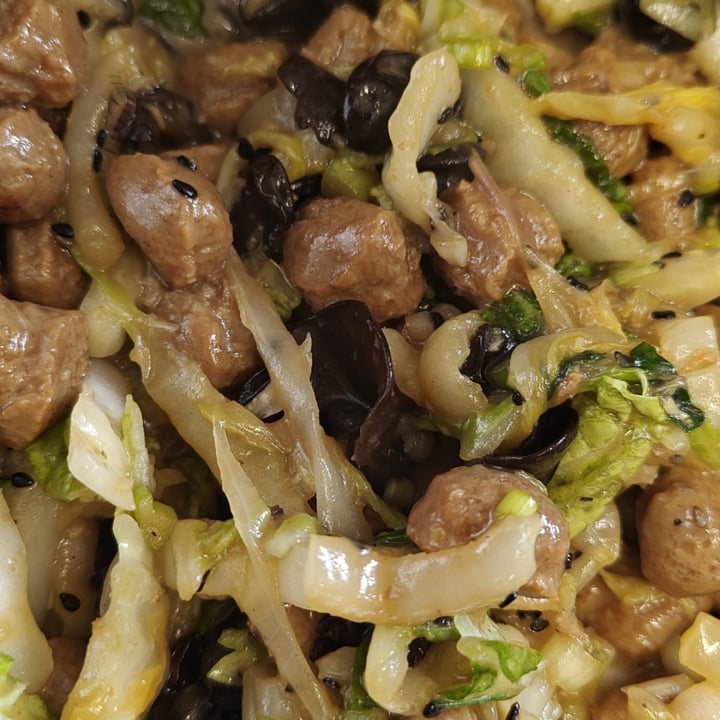 photo of Fame Gastro Lab Soy chunks With Chinese Cabbage, Wood Ear Mushrooms, Wild Garlic And Sesame shared by @scarletdev on  04 Apr 2024 - review