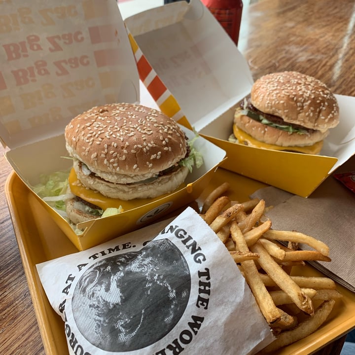 photo of Plant Power Fast Food The Big Zac shared by @vegoutvictoria on  31 Dec 2023 - review