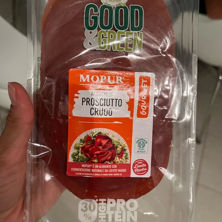 photo of Good and green affettato vegetale gusto di speck shared by @emandenvs on  16 Oct 2023 - review