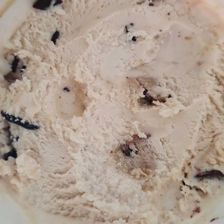 photo of Ben & Jerry's Cookies On Cookie Dough Non-Dairy Ice Cream shared by @wildbird on  24 Mar 2024 - review