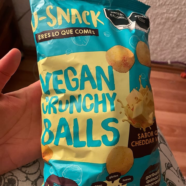 photo of U-snack Vegan crunchy balls Cheddar shared by @veganads on  09 Mar 2024 - review