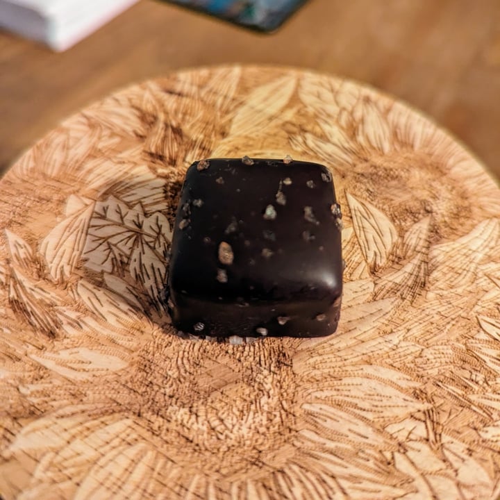 photo of Purdy's Chocolatier Vegan Caramels with Black Hawaiian Salt shared by @raffymabanag on  09 Jan 2024 - review