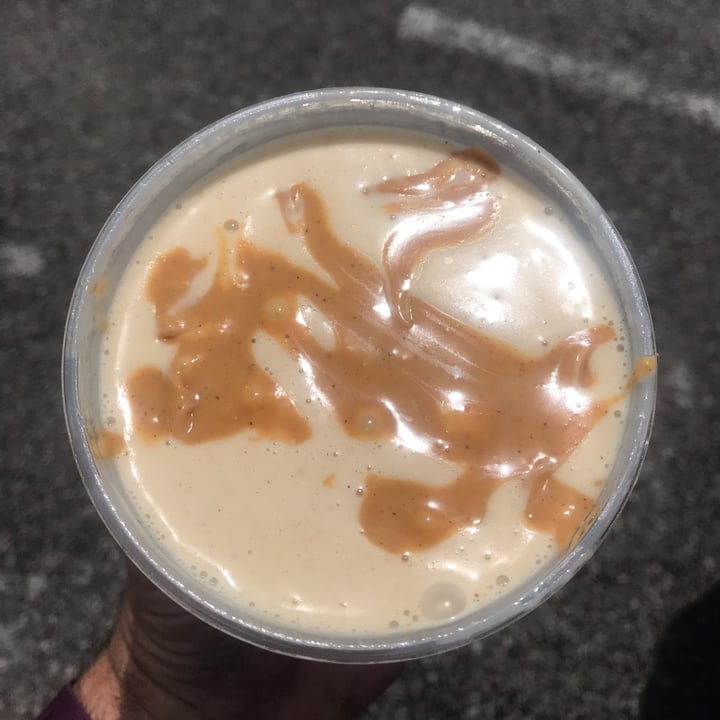 photo of Local Roots Juice Co. Peanut Butter Protein Smoothie shared by @arronlee on  17 May 2024 - review