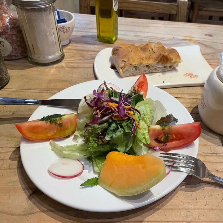 photo of Le Pain Quotidien Salada De Acompanhamento shared by @deborahdevi on  27 Jun 2024 - review