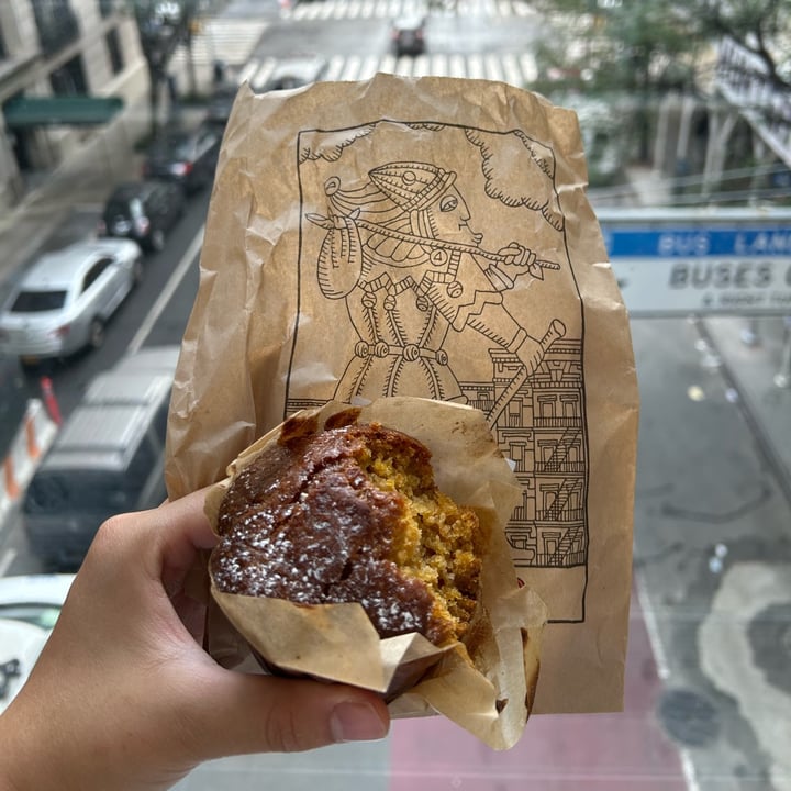 photo of Matto Espresso Carrot Cake Muffin shared by @calista on  07 Oct 2024 - review
