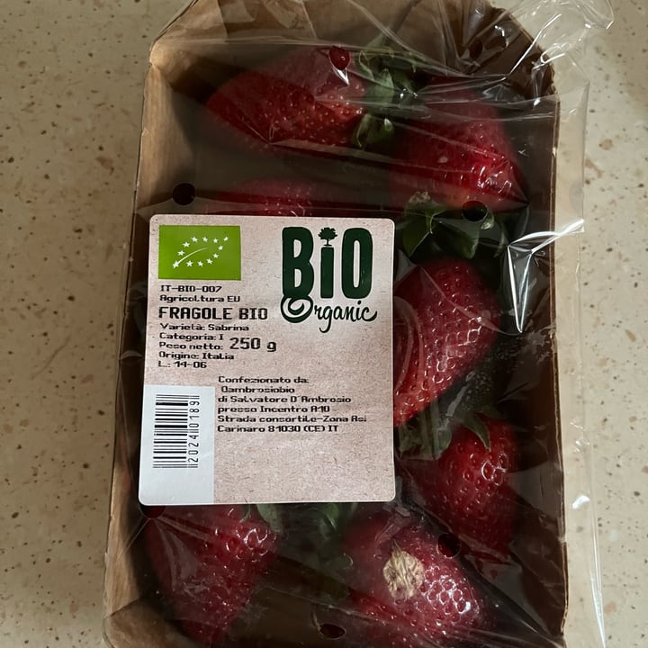 photo of Bio-organic fragole shared by @itsfrannie on  09 Apr 2024 - review