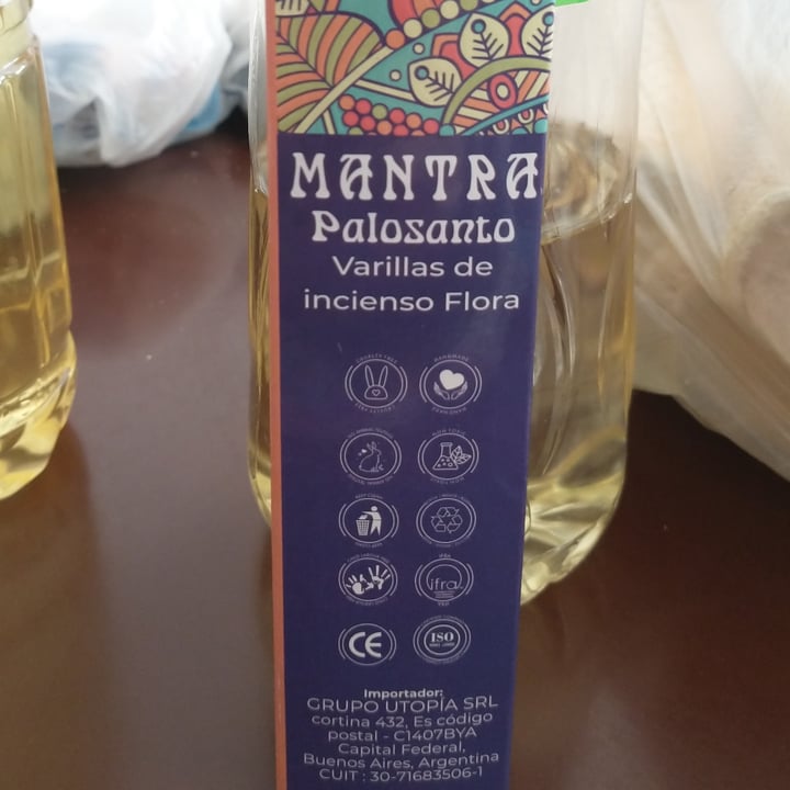 photo of mantra Palo Santo Sahumerios shared by @woovegan on  16 Sep 2023 - review