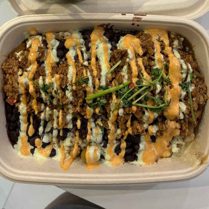 photo of Vegan Cuban Cuisine Picadillo Bowl shared by @natsveganfood on  15 May 2024 - review