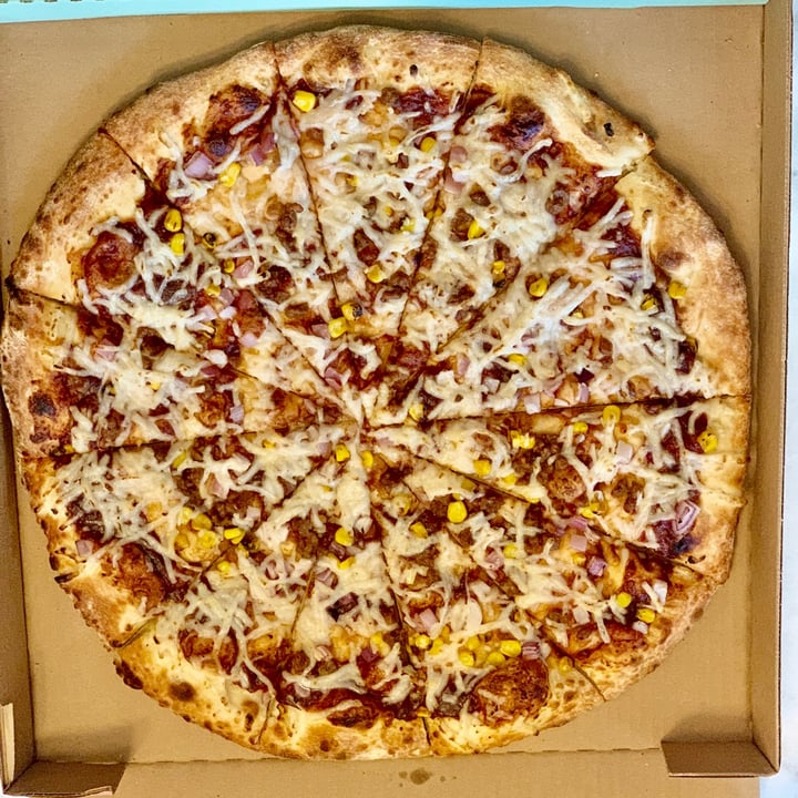 photo of Panago Pizza Plant-based Beyond Summer BBQ shared by @veganvanman on  23 Apr 2024 - review
