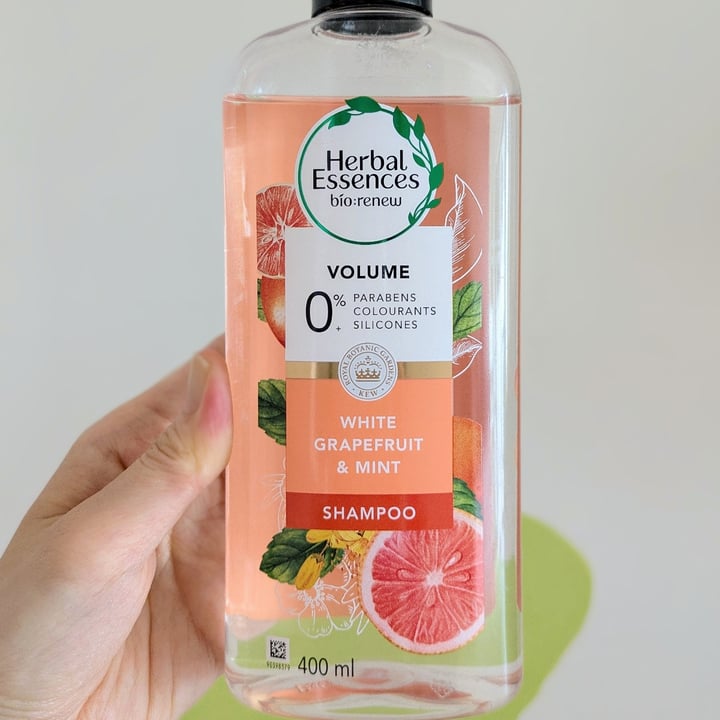 photo of Herbal Essences shampoo white grapefruit & mosa mint shared by @windgal on  07 Jul 2025 - review