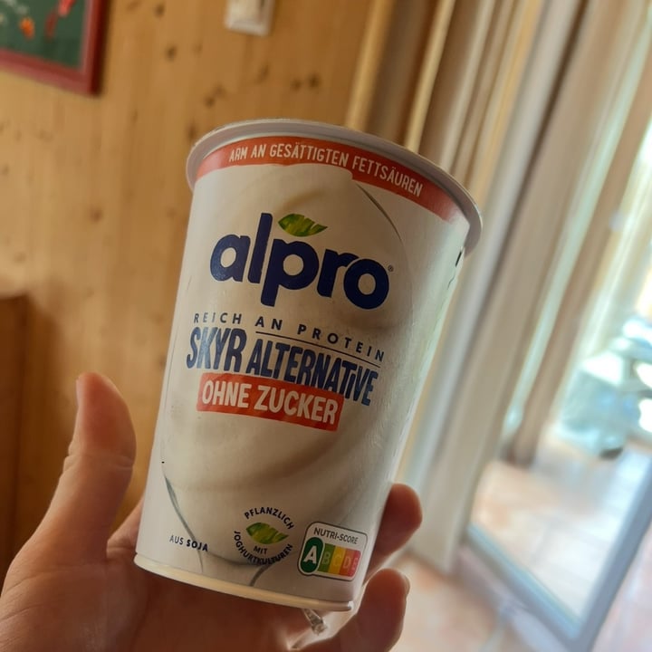 photo of Alpro Skyr Style Ohne Zucker shared by @annaleitner on  21 Aug 2025 - review