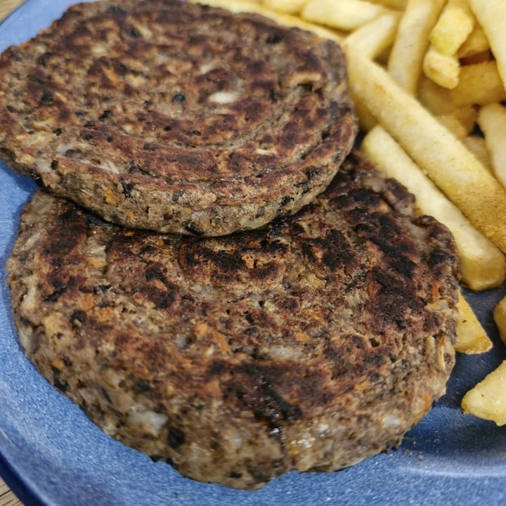 photo of Dassiesfontein 2 Vegan Patties shared by @carmz on  07 Nov 2024 - review