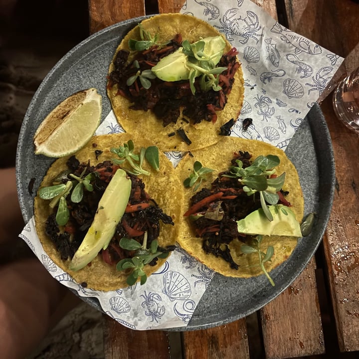 photo of Xcalacoco Beach Club & Spa Tacos de Jamaica shared by @marianavalevrg on  21 Dec 2024 - review