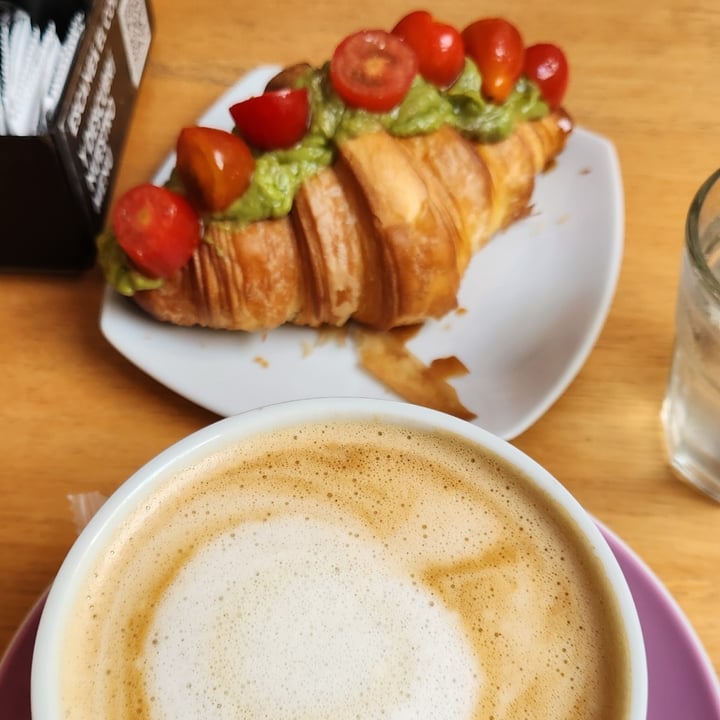photo of Café Martínez Merienda plant based shared by @ines1989 on  04 May 2025 - review