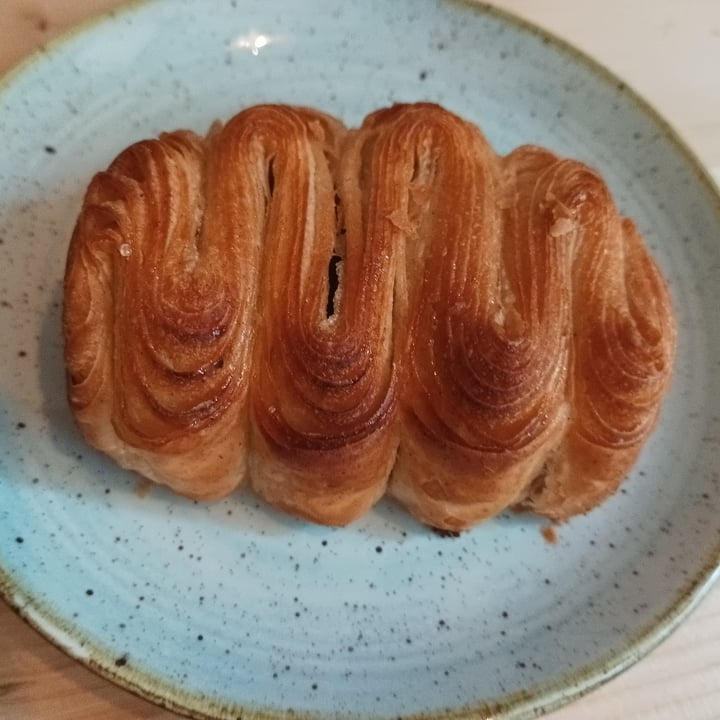 photo of Kaf croissant shared by @albetty on  29 Aug 2023 - review