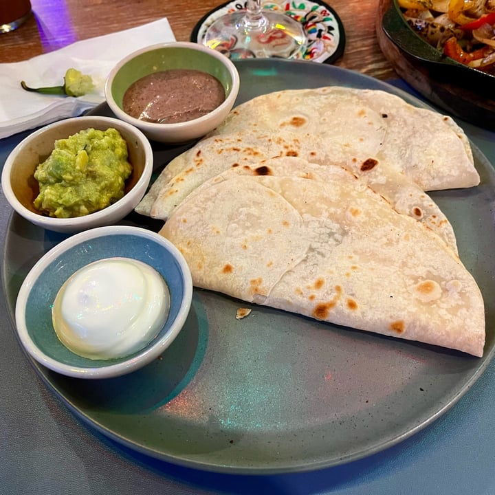 photo of Centrico Mexican Restaurant HALAL Fajitas with vegetables shared by @sianski on  06 Oct 2025 - review