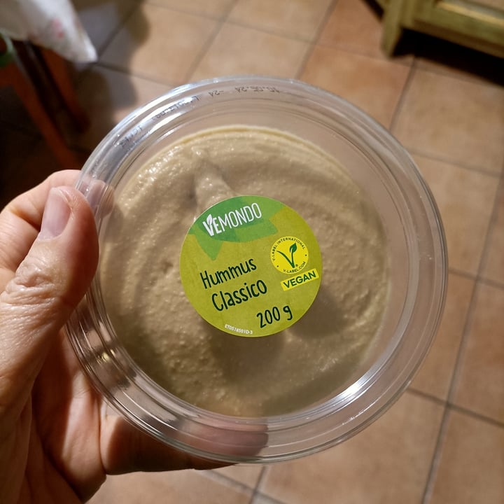 photo of Vemondo hummus classico shared by @olli71 on  22 Apr 2024 - review