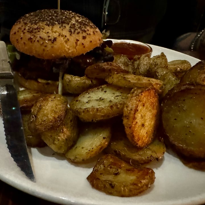 photo of Be Love Winter Burger shared by @veganmika on  19 Feb 2024 - review