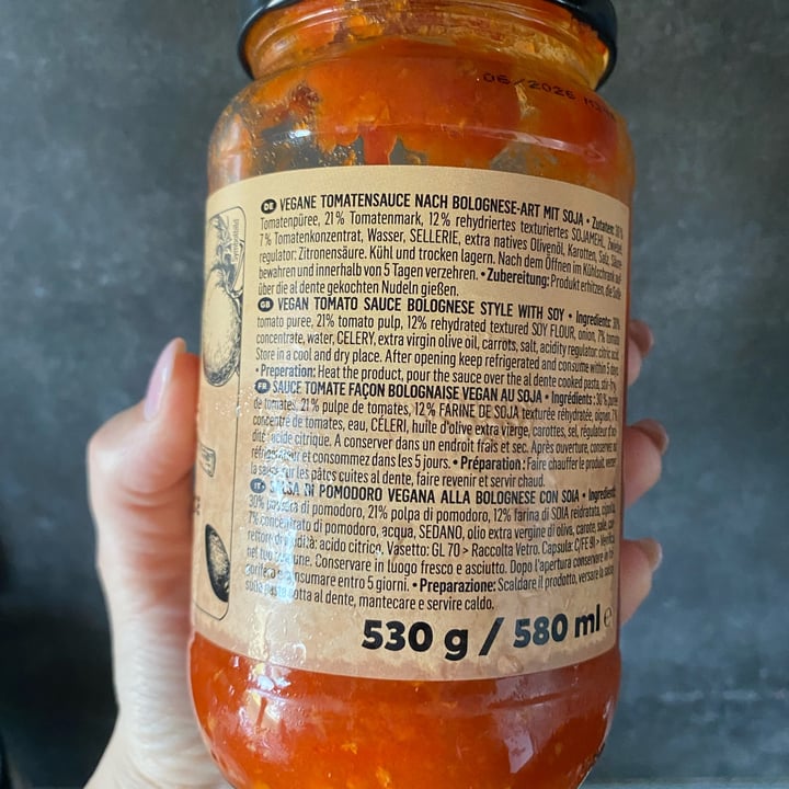 photo of Koro Salsa di pomodoro vegana alla bolognese shared by @chica86 on  22 May 2024 - review