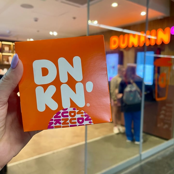 photo of Dunkin' Brugge Station Original Glazed shared by @jeanne-marie on  02 Jul 2024 - review