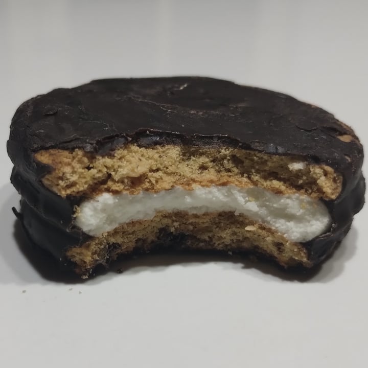 photo of Animal kind Alfajor mousse de limón bañado en chocolate shared by @yuyumi on  30 Dec 2023 - review