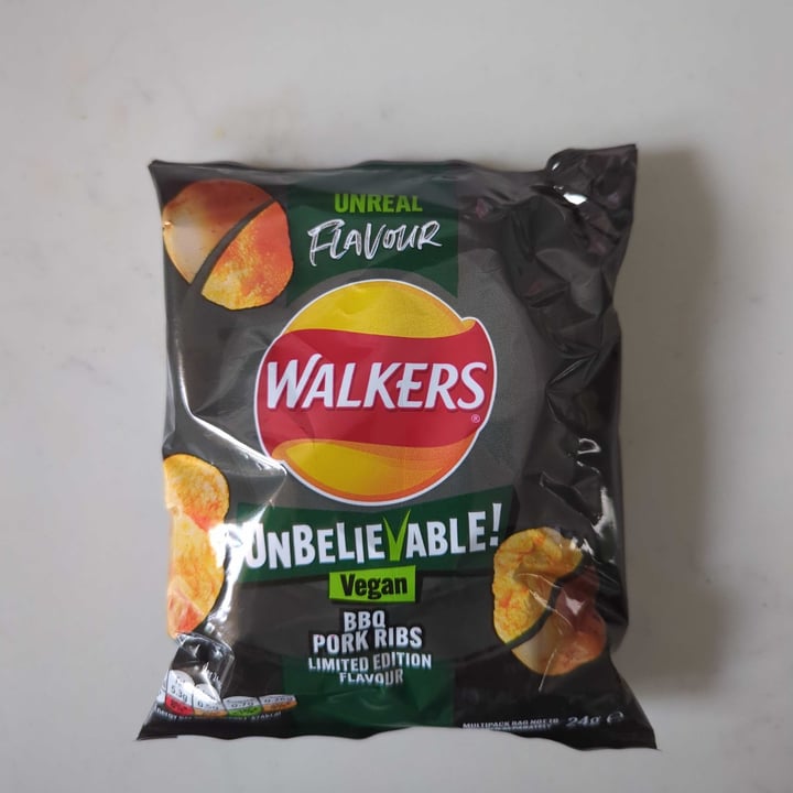 photo of Walkers Unbelievable Vegan BBQ Pork Rib Crisps shared by @filter-kaapi on  01 May 2024 - review