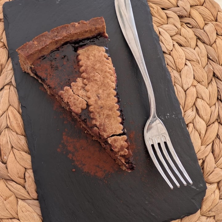 photo of Holy Beach Crostata al Sambuco shared by @veganredvelvet on  10 Oct 2025 - review