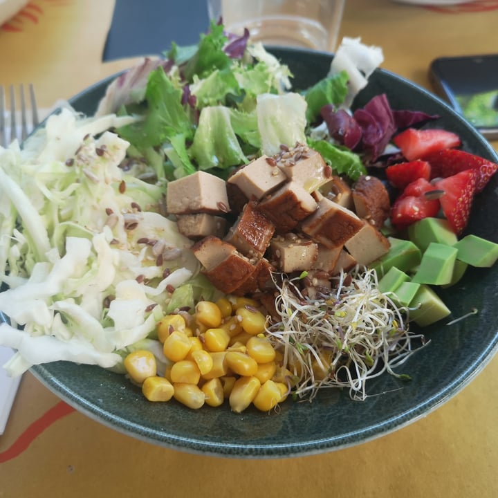 photo of NaturaSì Bowl con tofu affumicato e verdure shared by @aleveganfoodlover on  12 May 2024 - review