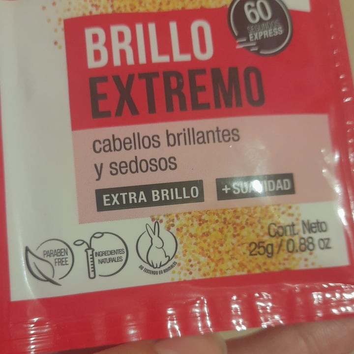 photo of issue capilar Tratamiento Capilar Brillo Extremo shared by @rochyalmendra on  06 May 2025 - review
