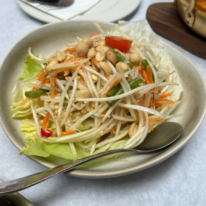 photo of Mali Vegan Thai Som Tum Thai shared by @gingerbreadrhea on  03 Oct 2025 - review